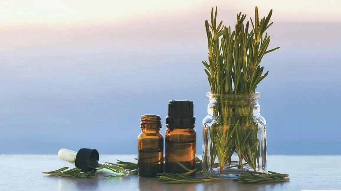 Rosemary oil